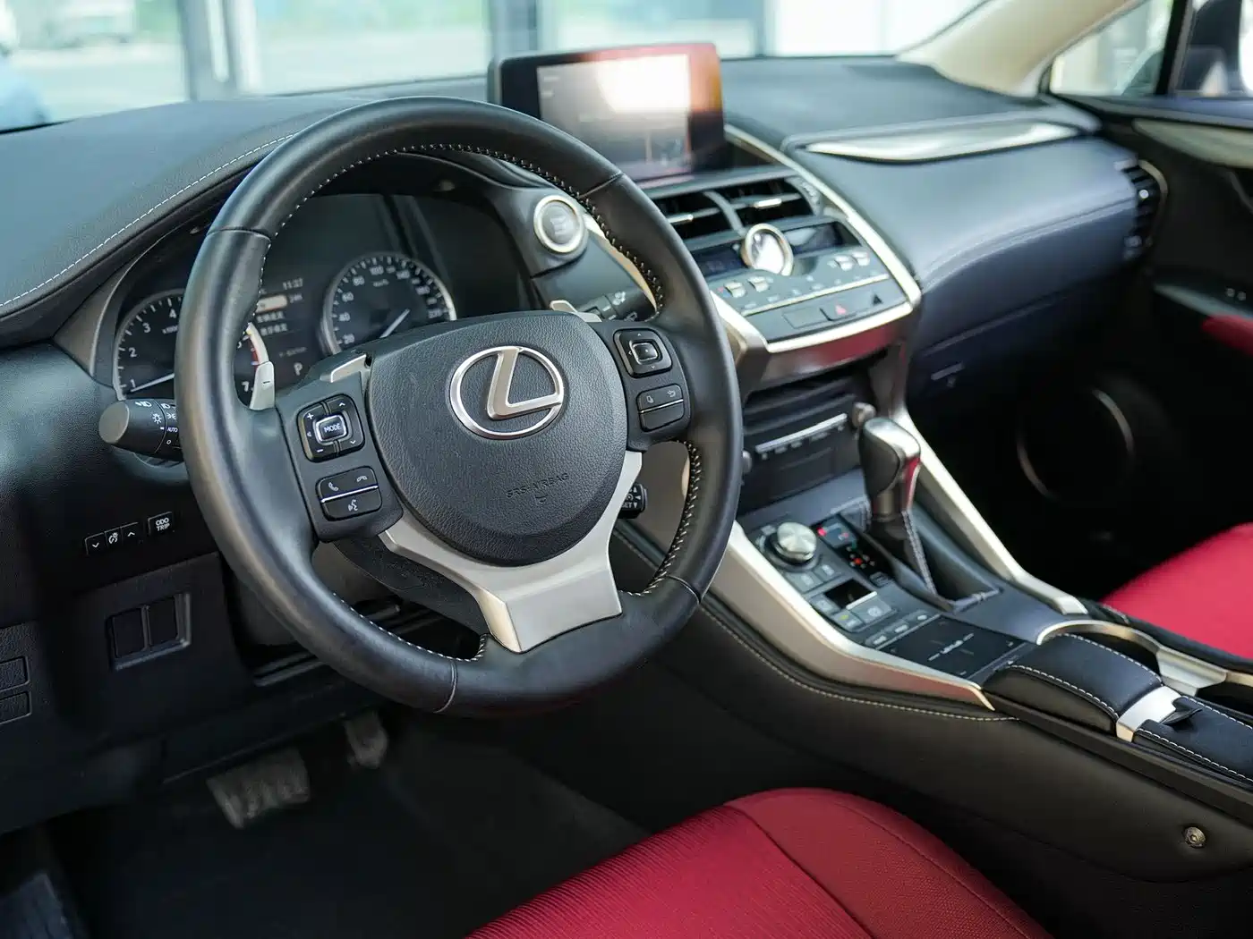 Lexus NX 2020 200 FWD Sharp Edition China V фото 9
