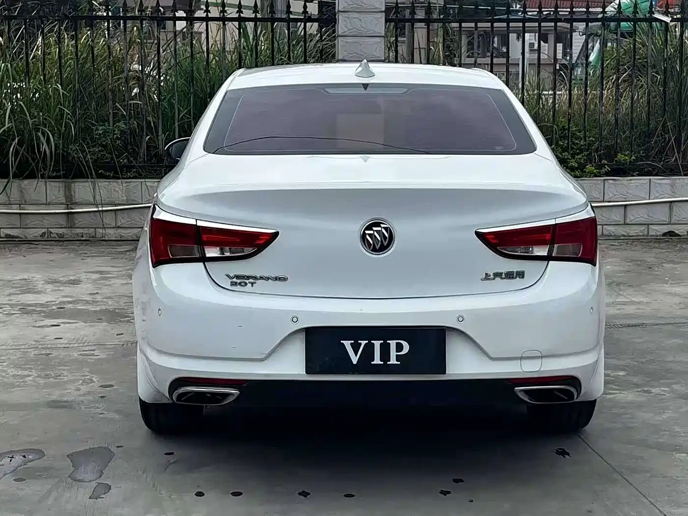 Buick Verano 2018 Sedan 20T Dual Clutch Leading фото 5
