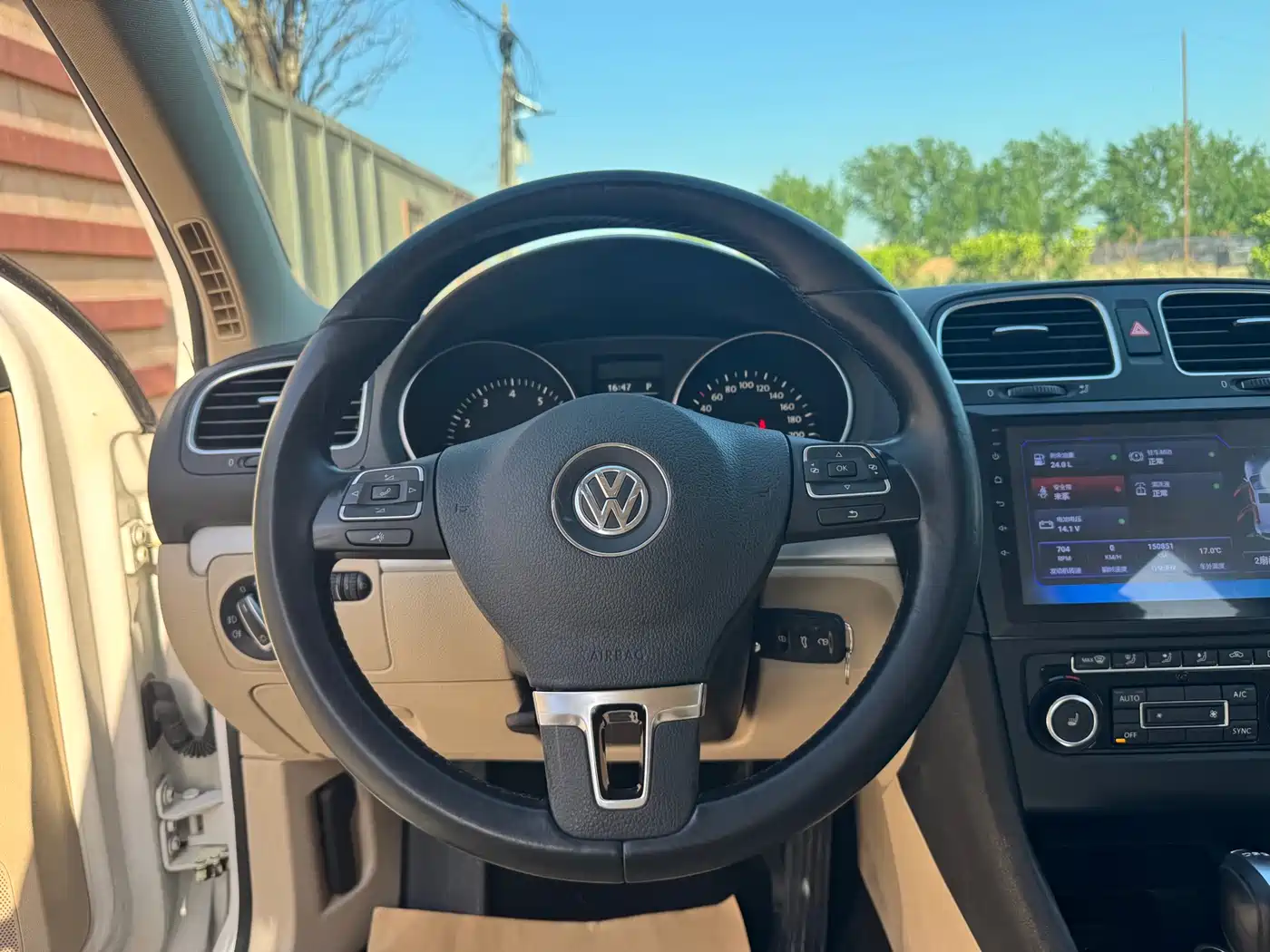 Volkswagen Golf 2012 1.4TSI Automatic Luxury фото 11