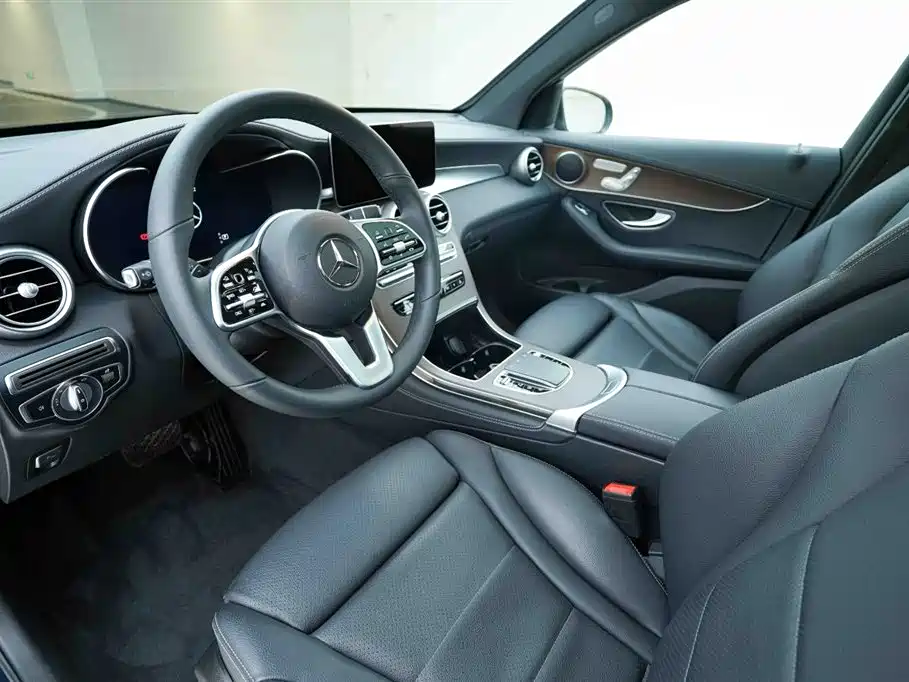 Mercedes-Benz GLC 2022 Model GLC 300 L 4MATIC Dynamic Edition фото 9