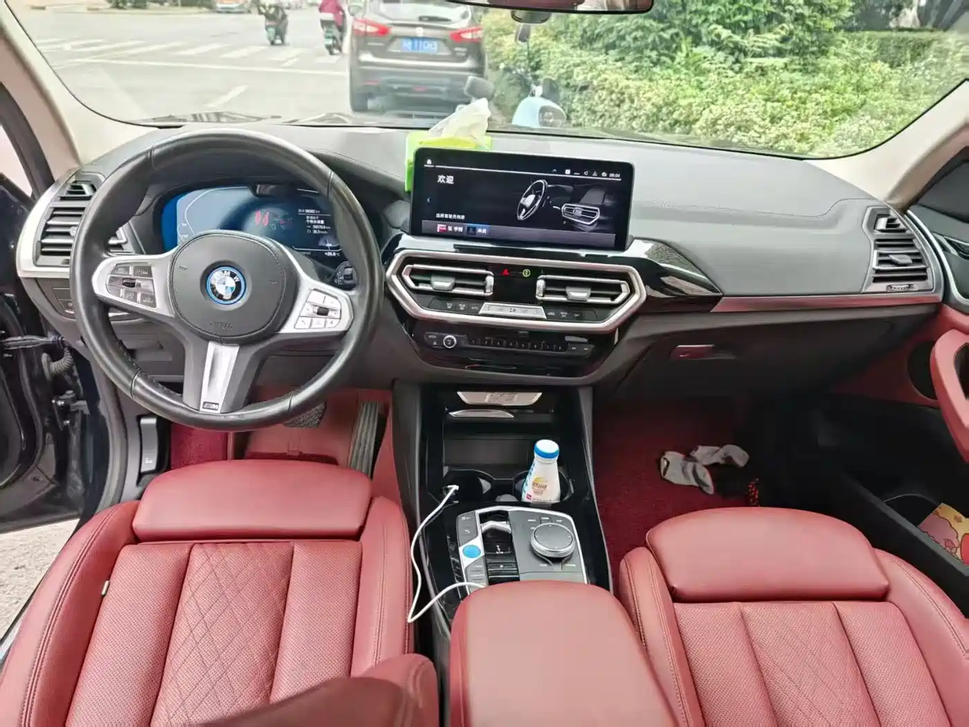 BMW iX3 2023 Leading Type фото 7