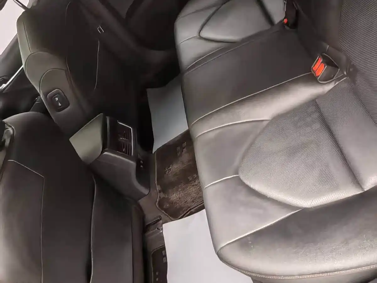 Toyota Camry 2021 2.0G Luxury Edition фото 14