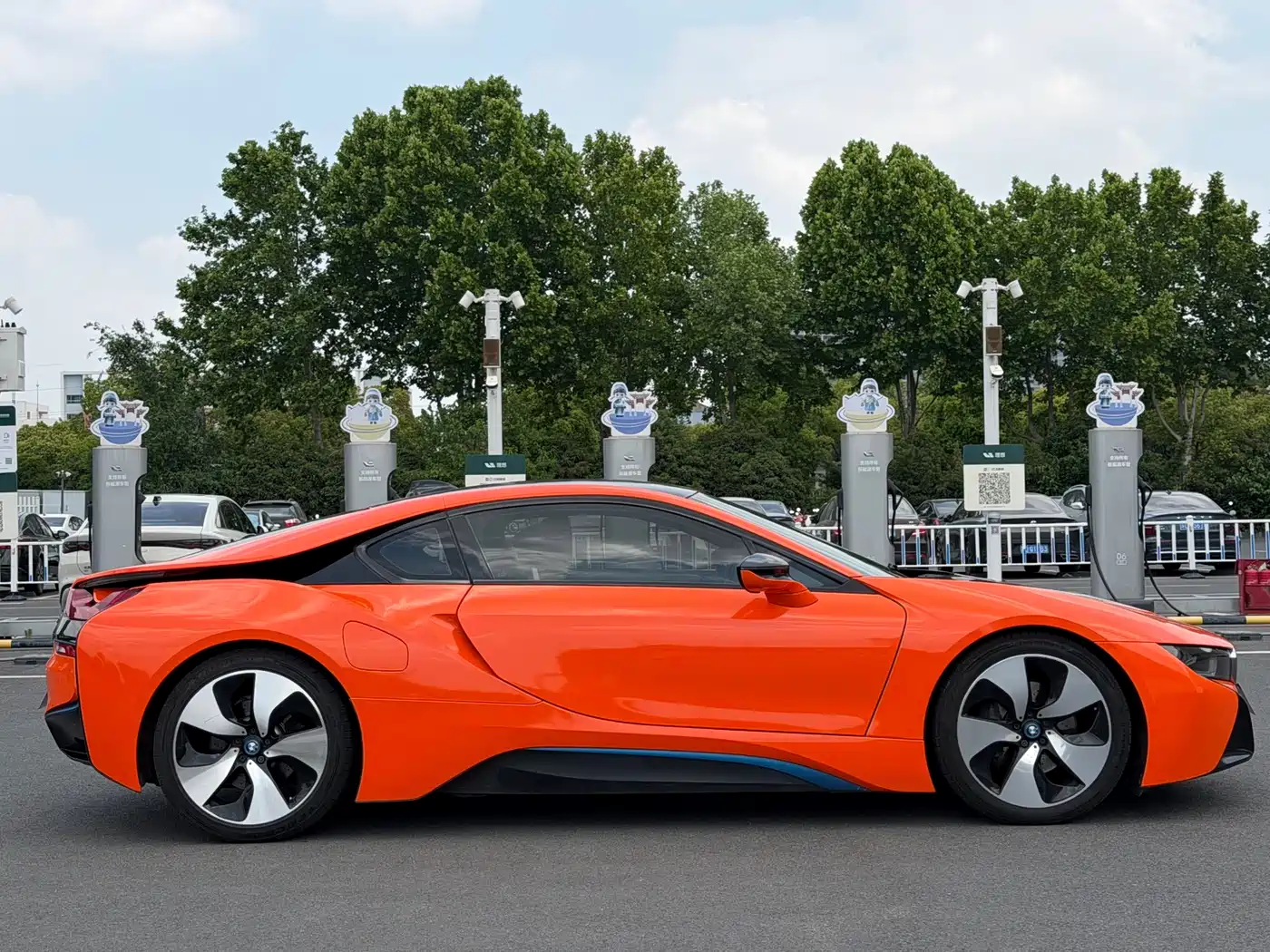 BMW i8 2014 Standard фото 7