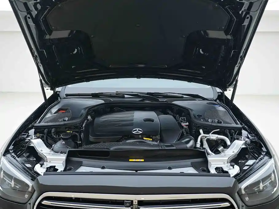 Mercedes-Benz E-Class 2023 Facelift E 300 L Fashion фото 7