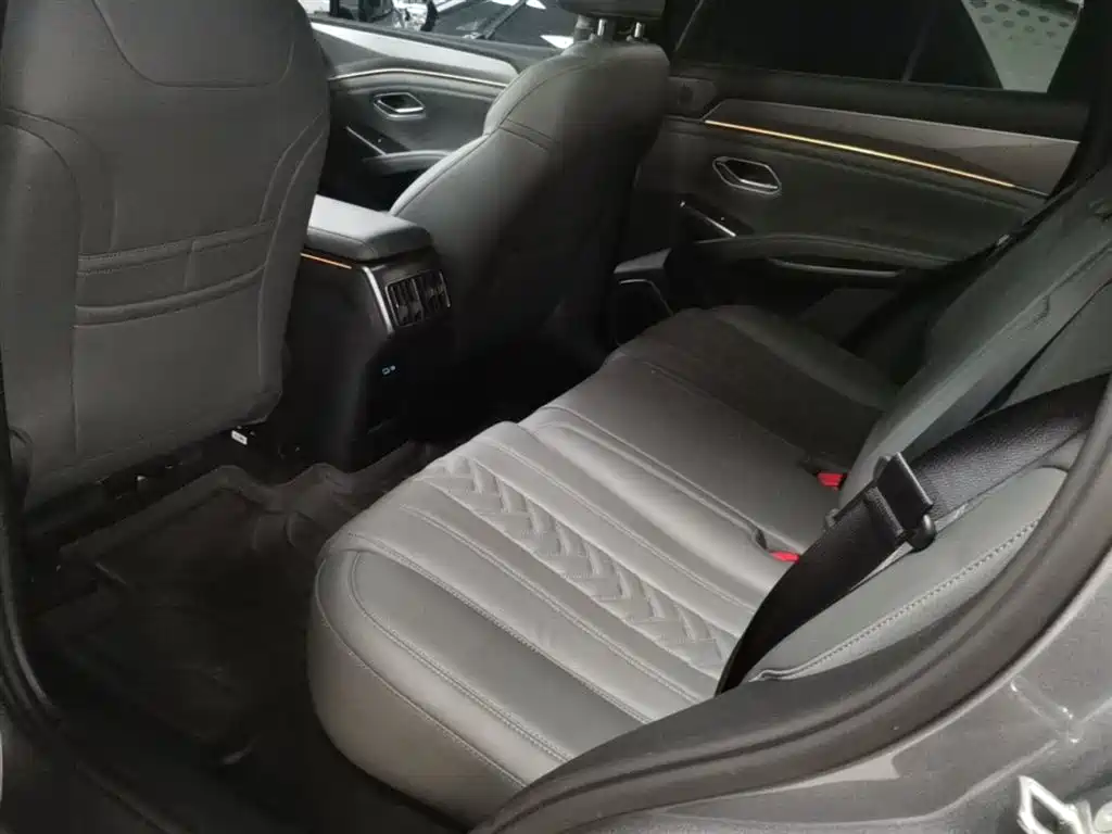 BYD Song L DM-i 2025 Smart Driving Edition 160km Excellence Type фото 17