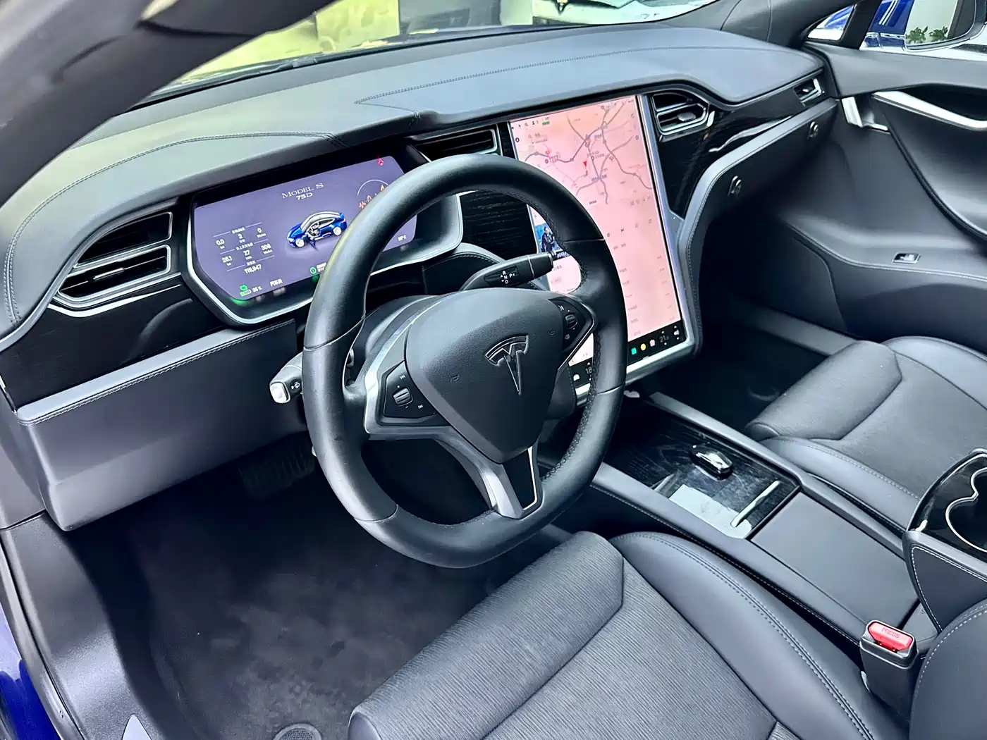 TESLA MODEL S