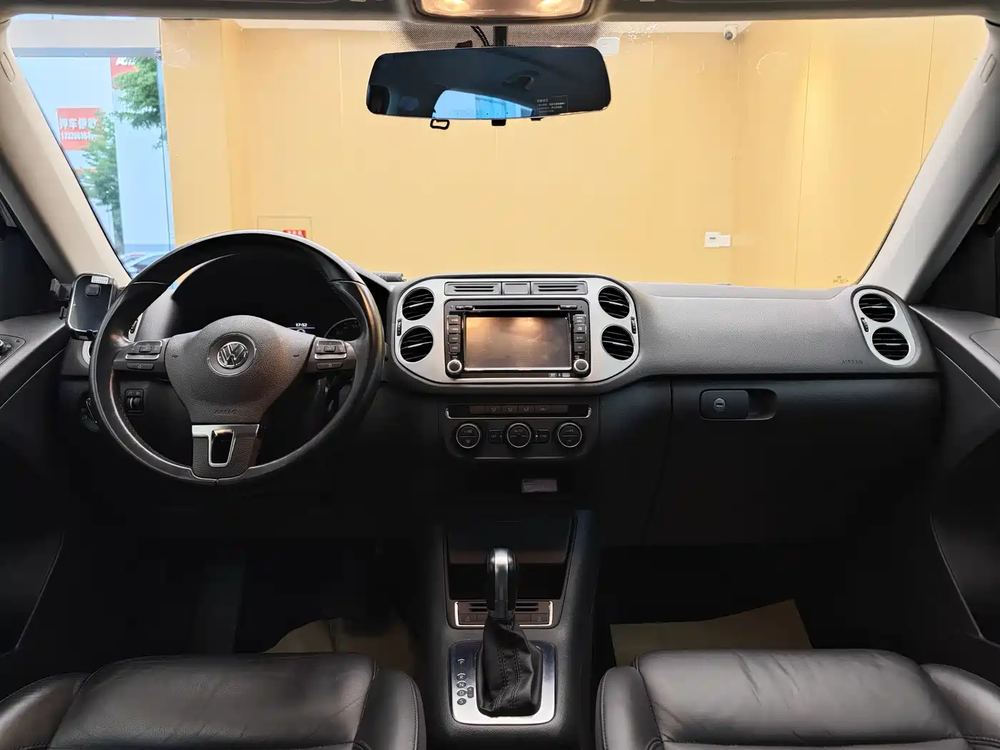 Volkswagen Tiguan 2015 1.8TSI Automatic 2WD Comfortline фото 20
