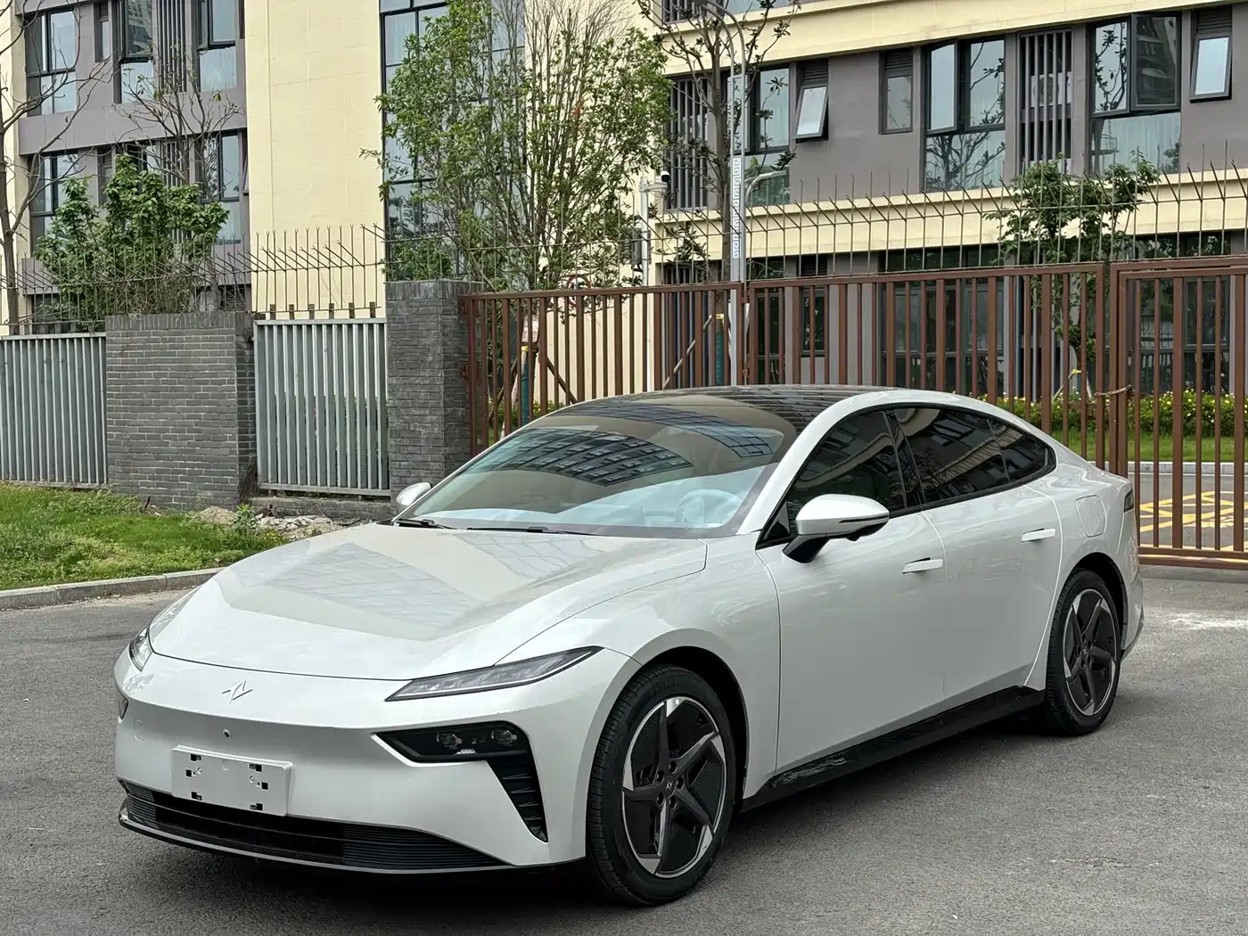 Dongfeng Yipai eπ007 2024 Pure Electric 540 AWD Max Edition
