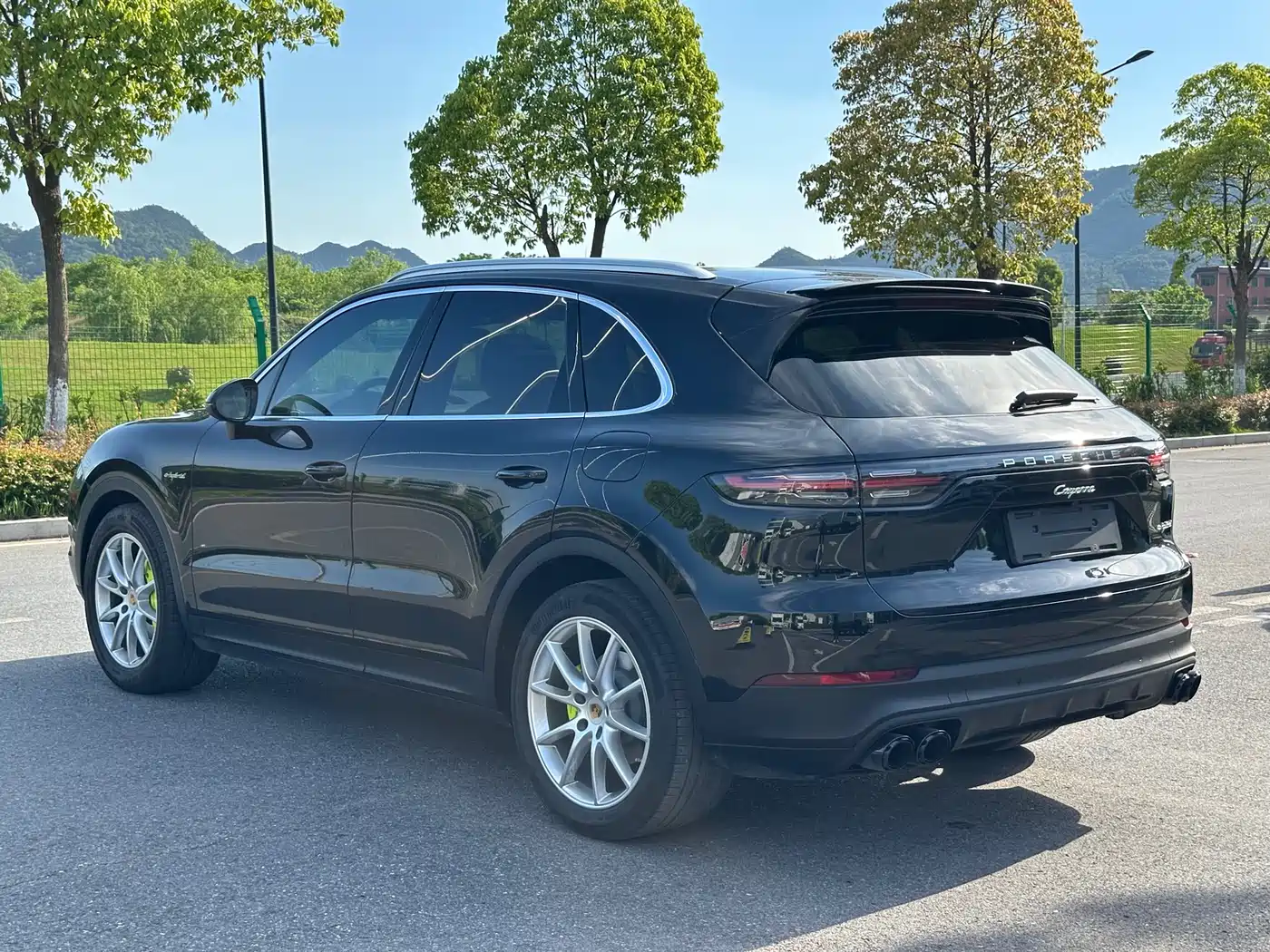 Porsche Cayenne New Energy 2019 Cayenne E-Hybrid 2.0T фото 15