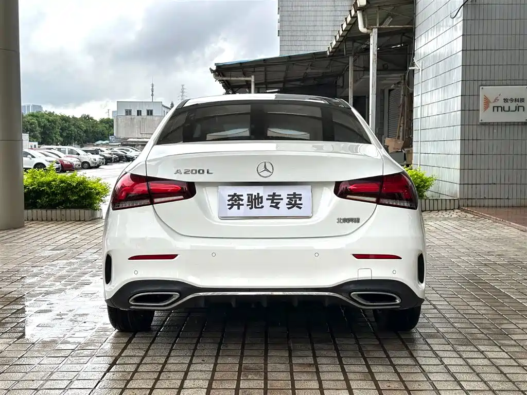Mercedes-Benz A-Class 2021 A 200 L Sport Sedan Fashion Edition фото 6