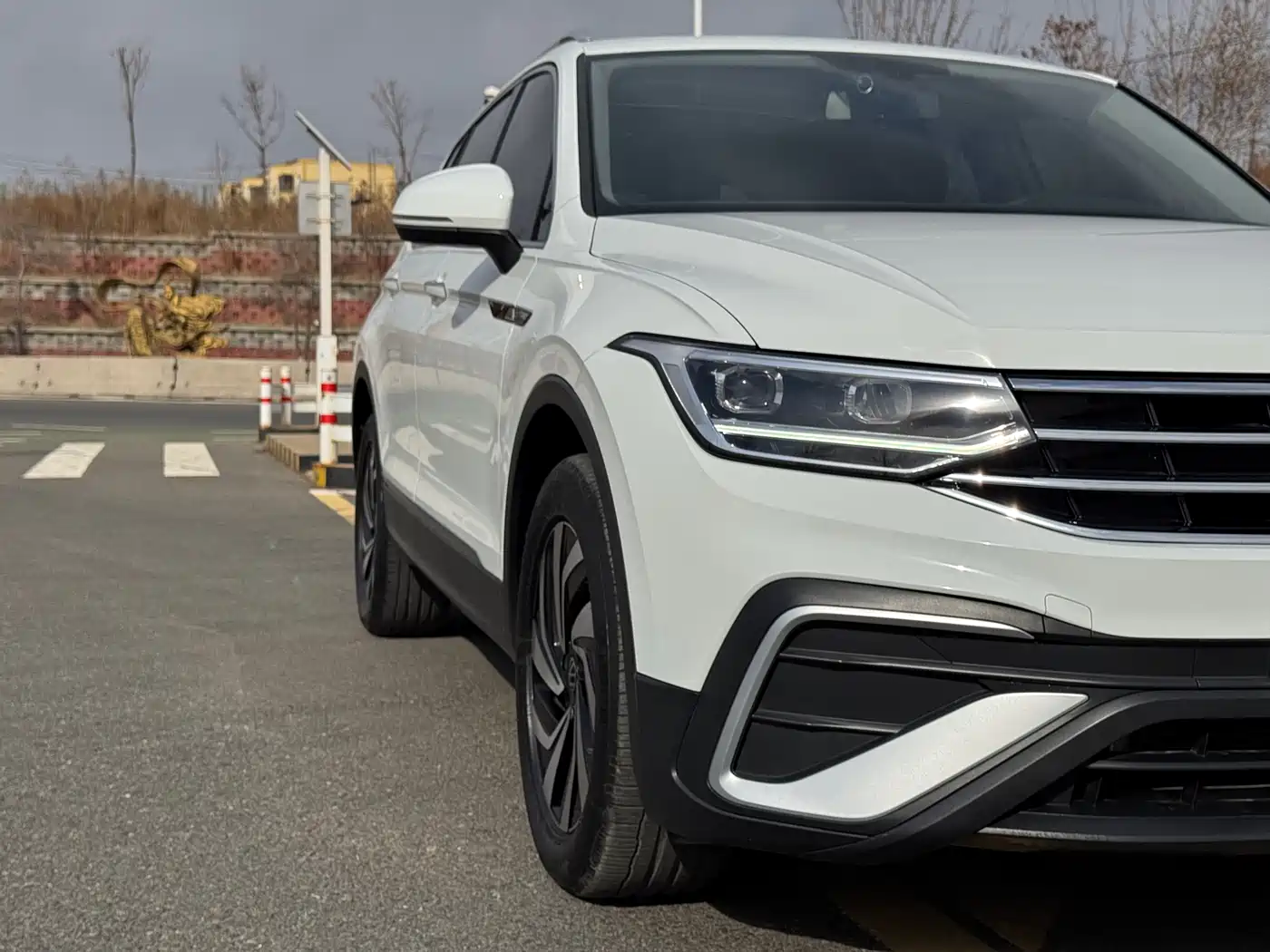 Volkswagen Tiguan L 2023 280TSI 2WD Trend Limited Edition фото 8