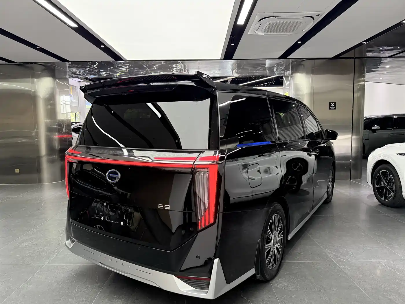 GAC Trumpchi Trumpchi E9 2024 E9 Lunar New Year Edition фото 14