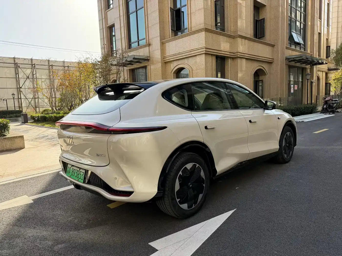 ZHIJI AUTOMOBILE ZHIJI LS7