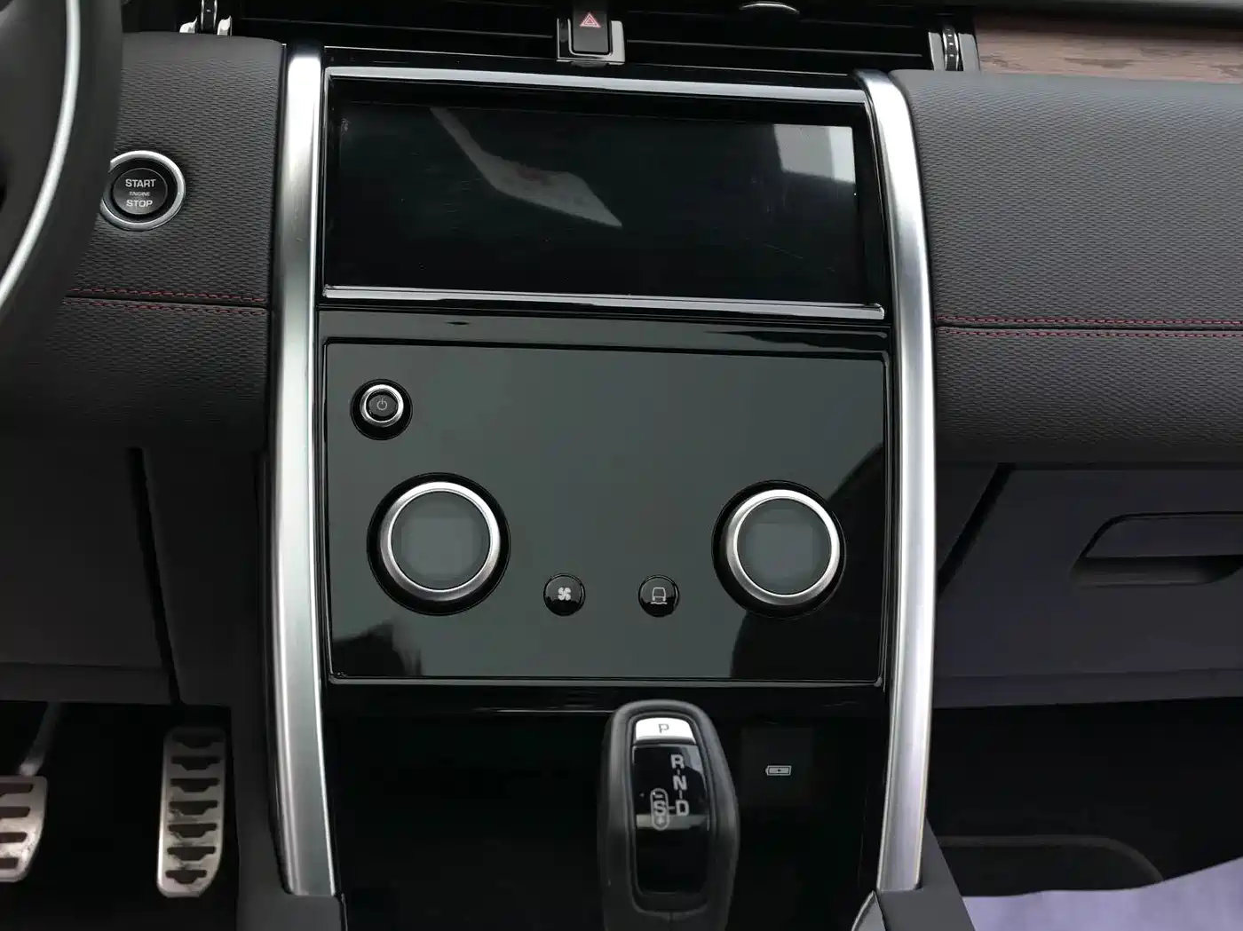 Land Rover Discovery Sport 2020 249PS R-Dynamic Performance Tech 5-seater фото 10