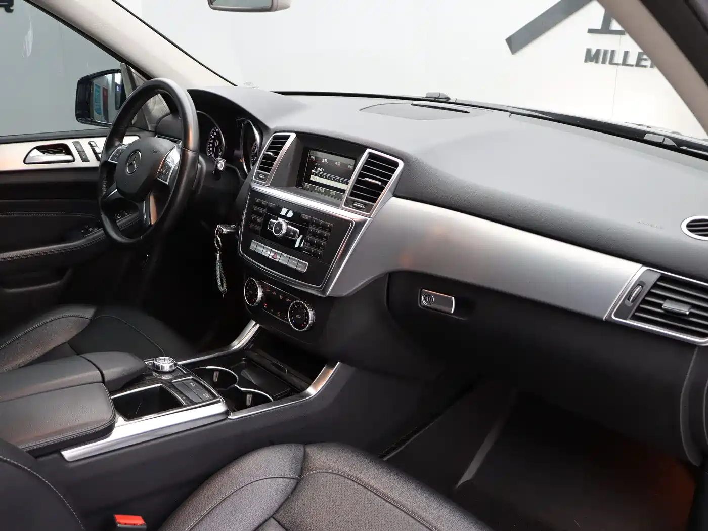 Mercedes-Benz M-Class 2014 ML 320 4MATIC фото 22
