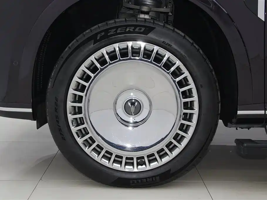 Voyah Auto VOYAH Taisan 2026 Model Base фото 12