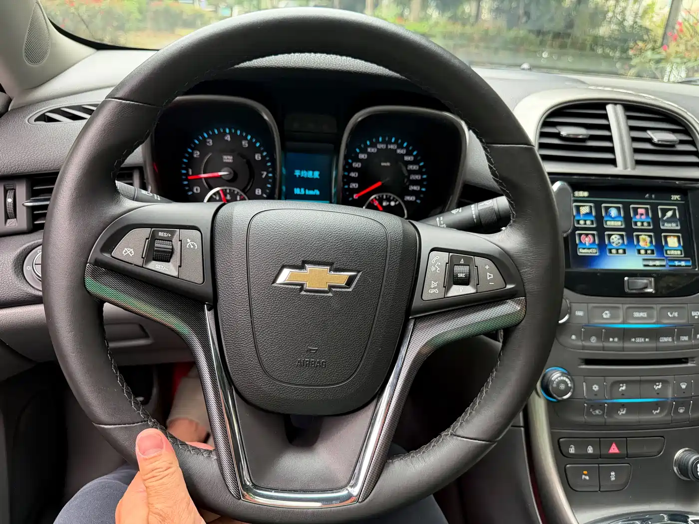 Chevrolet Malibu 2014 2.0L Automatic Luxury фото 17