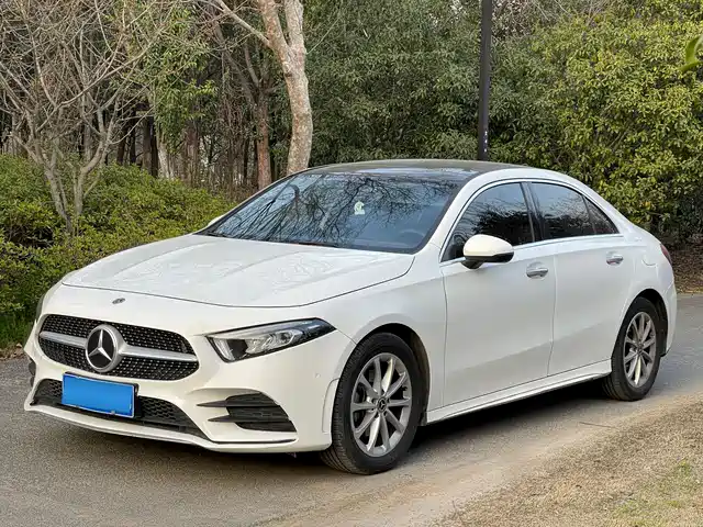 MERCEDES-BENZ A CLASS