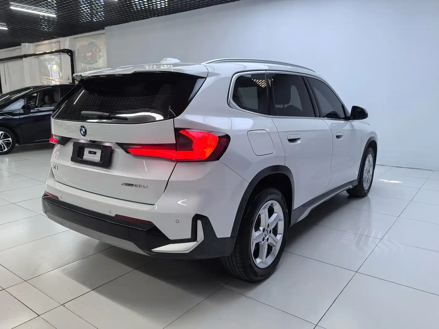 BMW X1 2023 sDrive20Li X Design Package фото 19