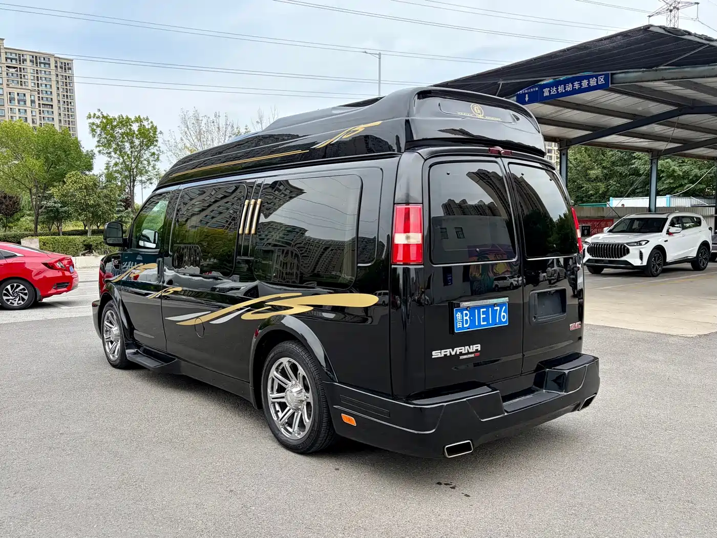 GMC Savana 2014 2014 5.3L AWD Leader Edition