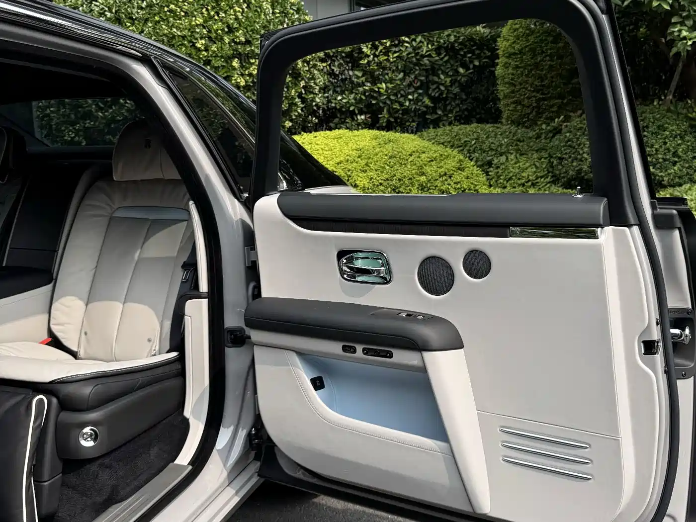 Rolls-Royce Ghost 2023 2021 6.7T Long Wheelbase