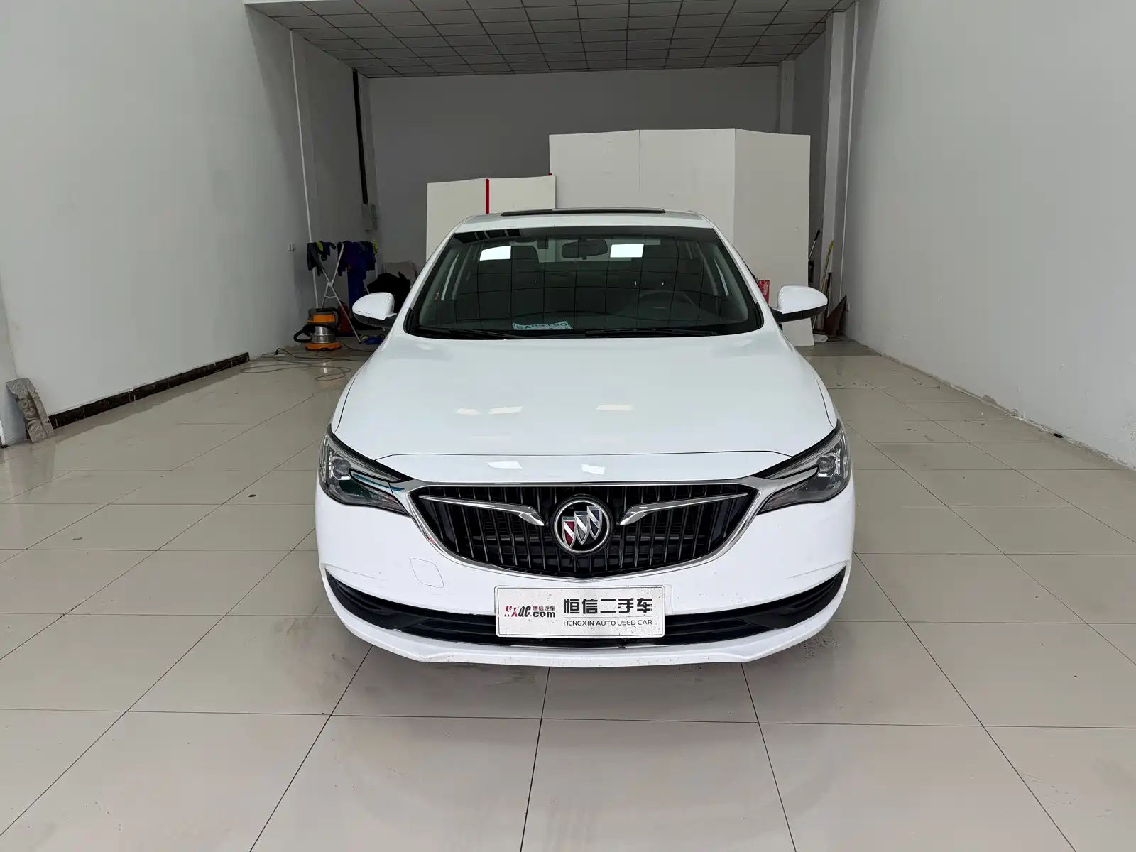 Фото 2 - Buick Excelle