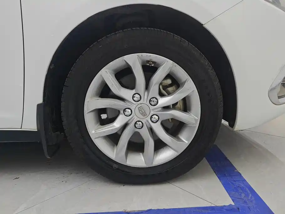 Photo 6 - Geely Emgrand GL