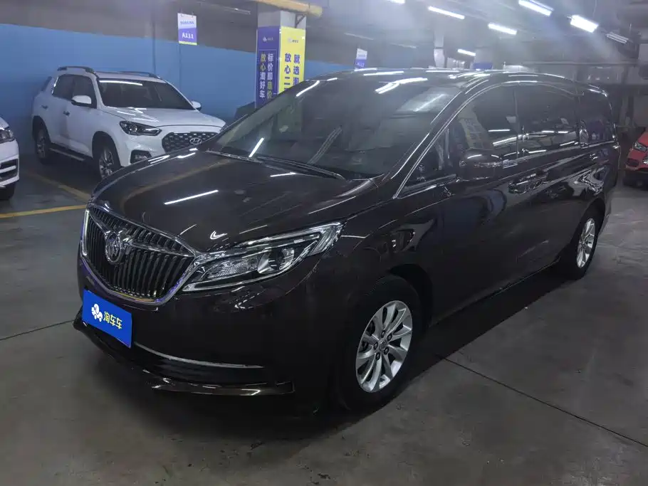 Buick GL8 2018 — пригон из Китая
