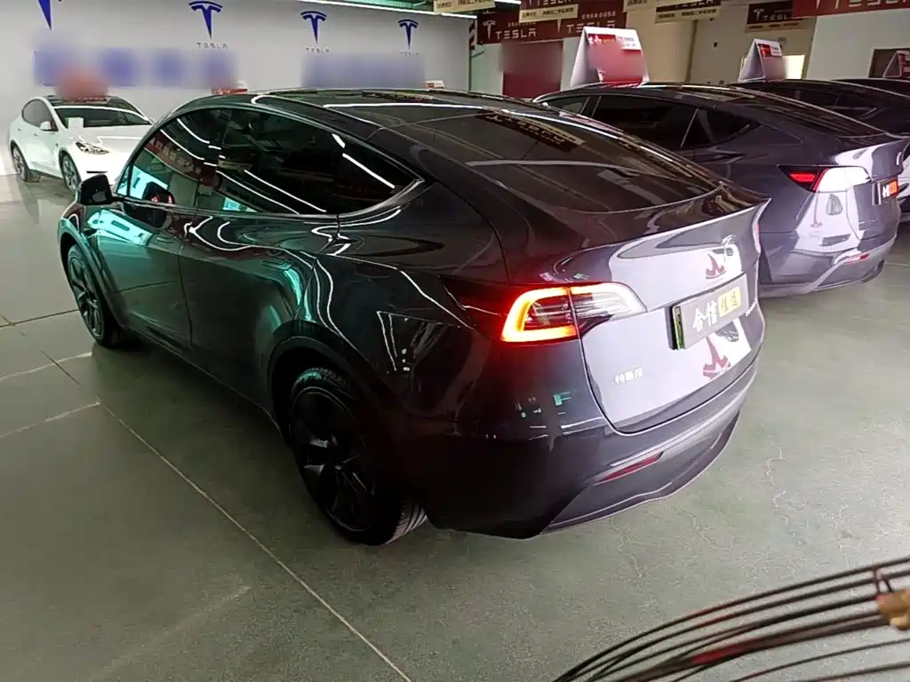 Фото 5 - Tesla Model Y