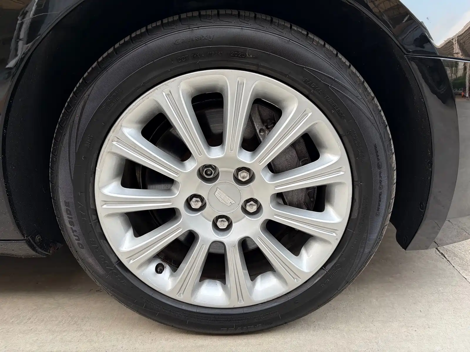 Photo 12 - Cadillac XTS