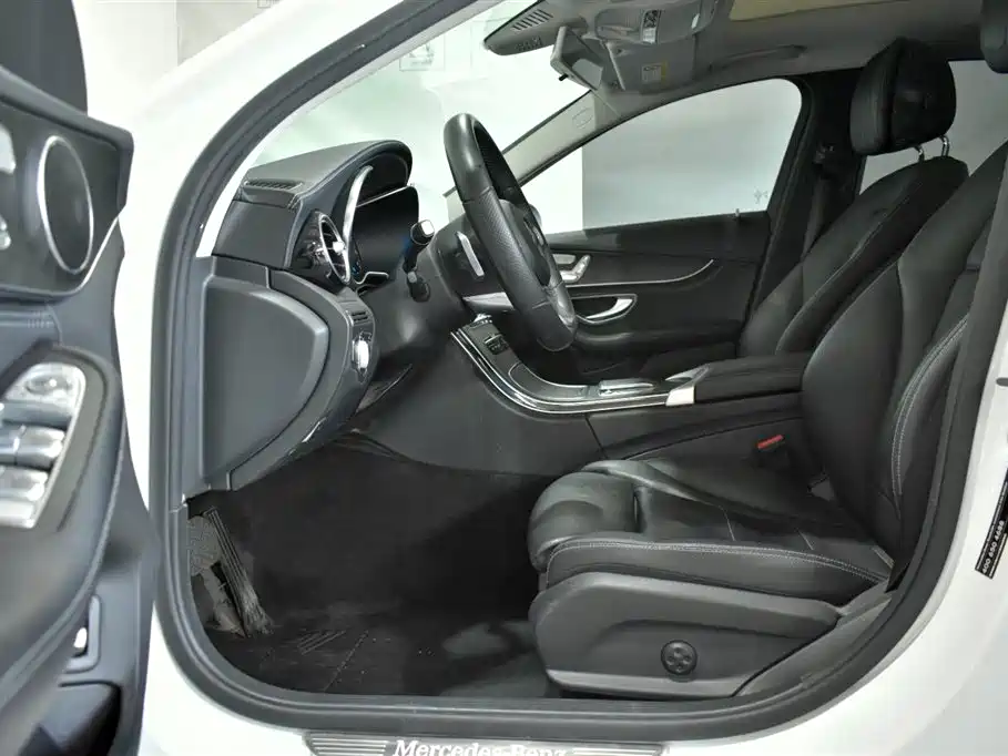 Mercedes-Benz C-Class 2020 C 260 L Sport фото 8