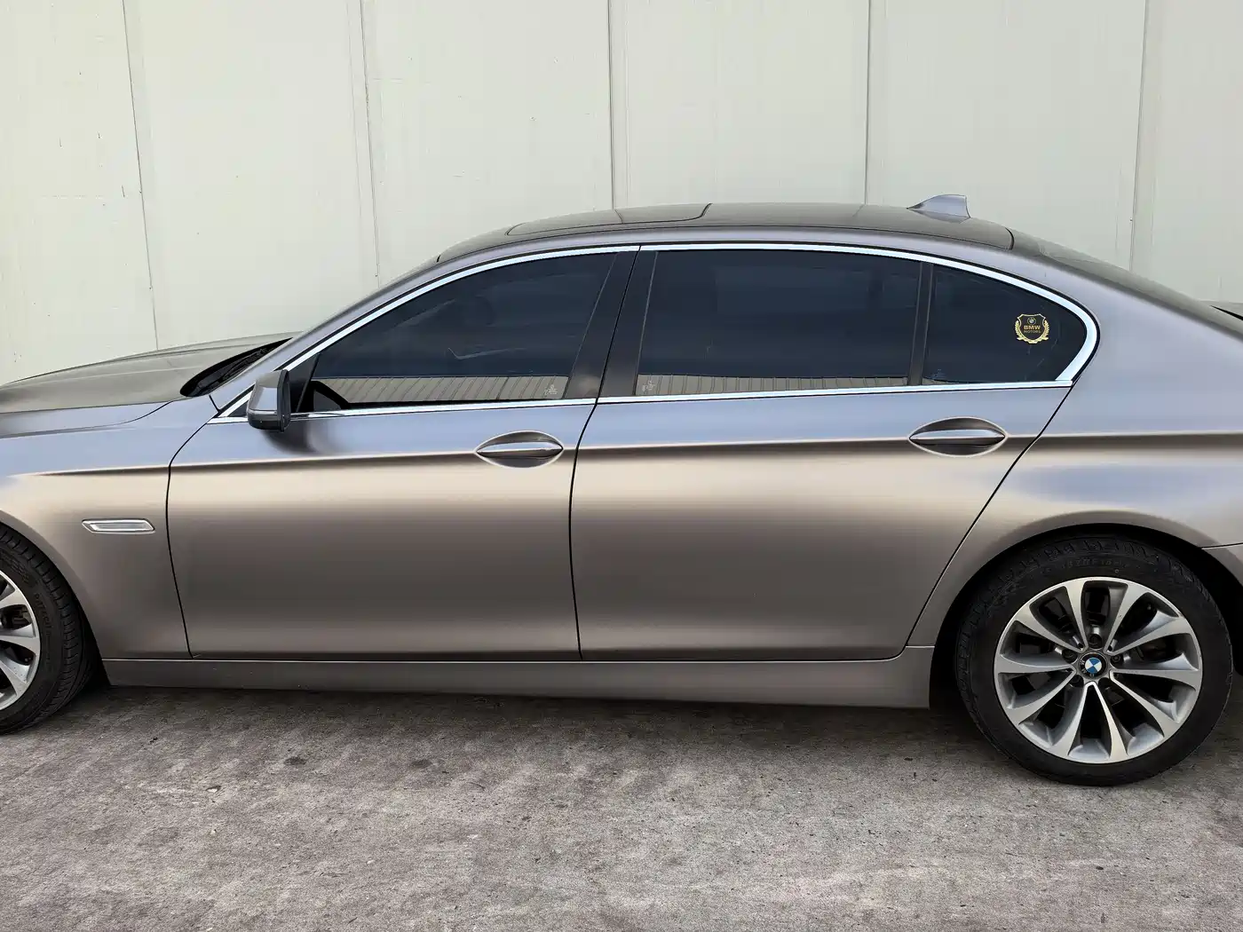 BMW 5 Series 2017 525Li Leading Edition фото 5
