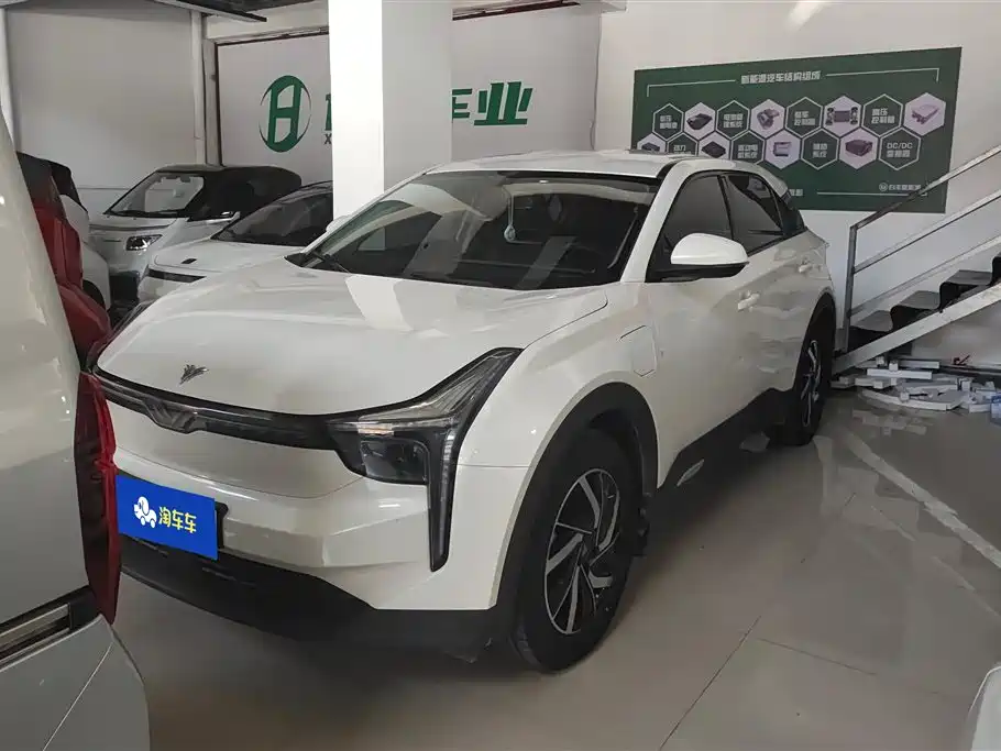 NEZHA AUTOMOBILE NEZHA U