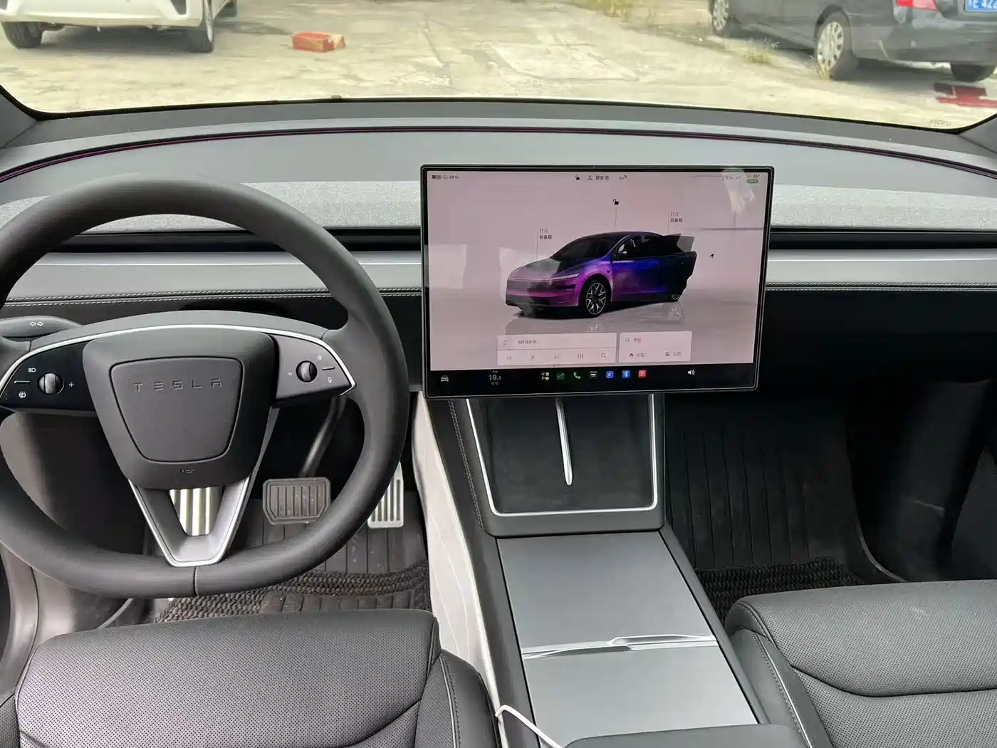 Tesla Model Y L 2026 2025 Facelift Long Range AWD