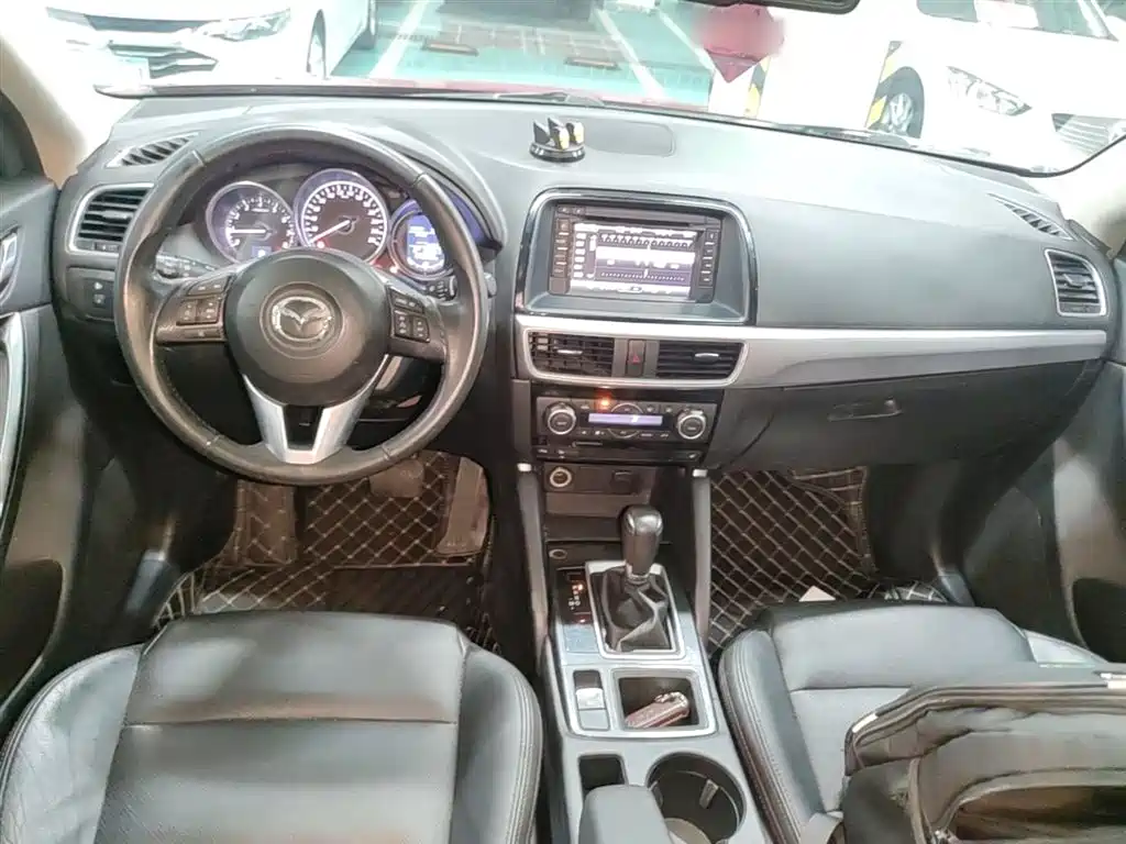 Фото 10 - Mazda CX-5