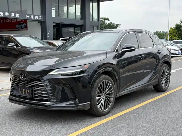 Lexus RX 2024