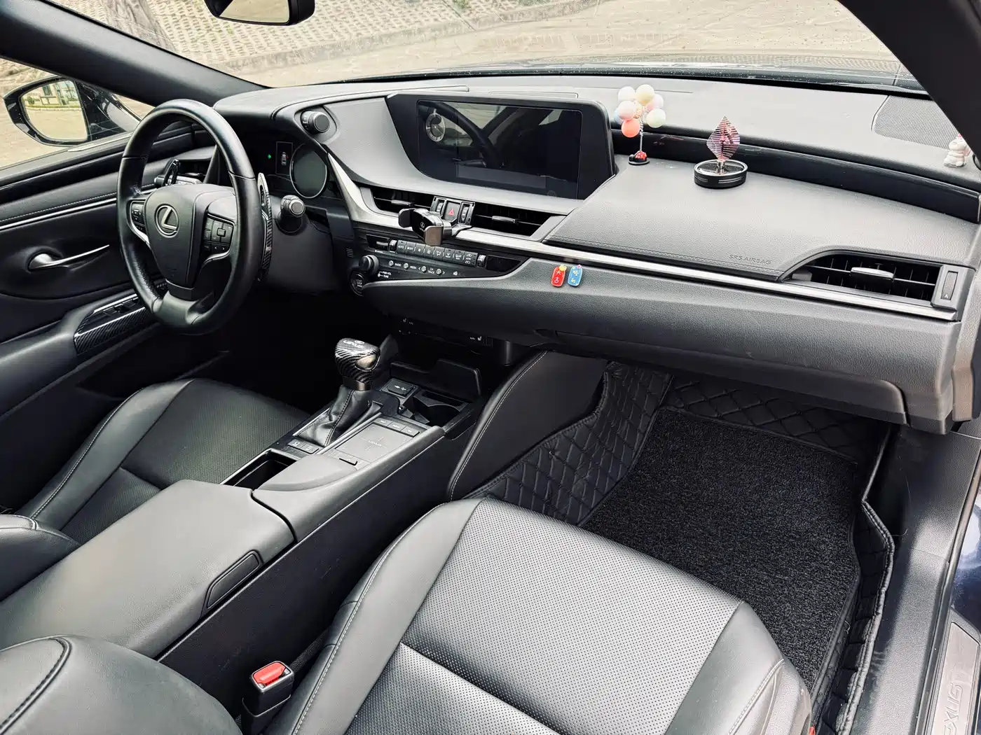 Lexus ES 2020 200 Excellence фото 26
