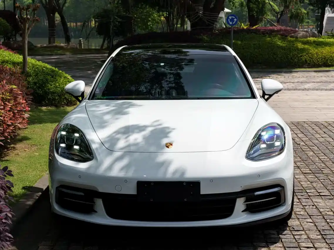 Porsche Panamera 2019 Panamera 4 Executive Long Wheelbase 2.9T фото 2