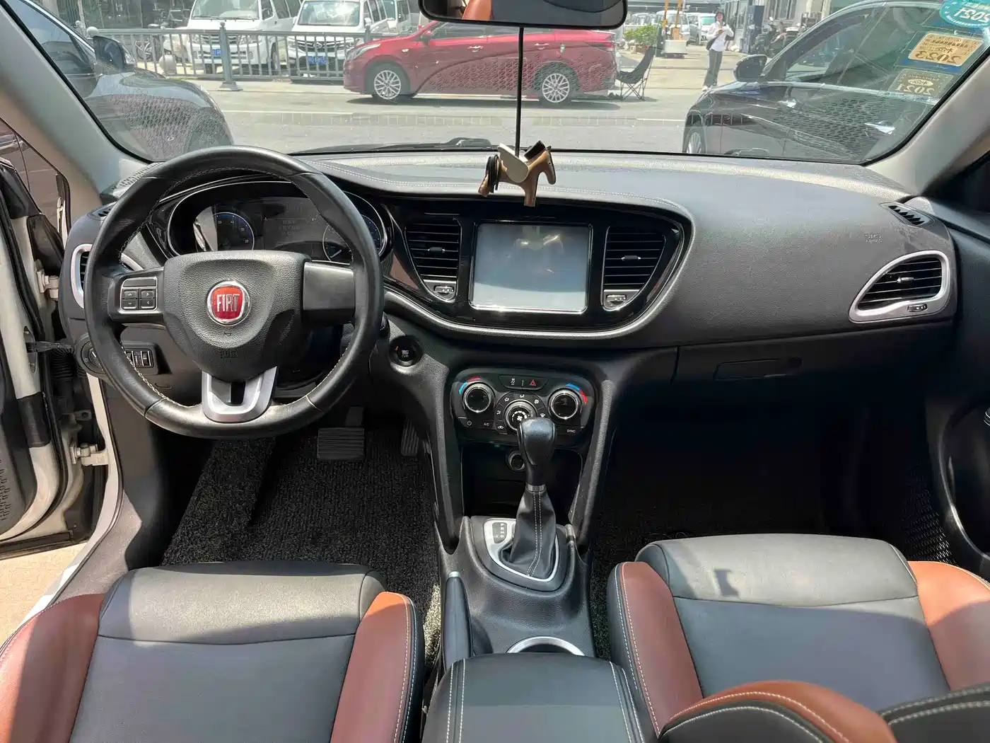 Fiat Viaggio 2015 2015 1.4T Auto Comfort Edition