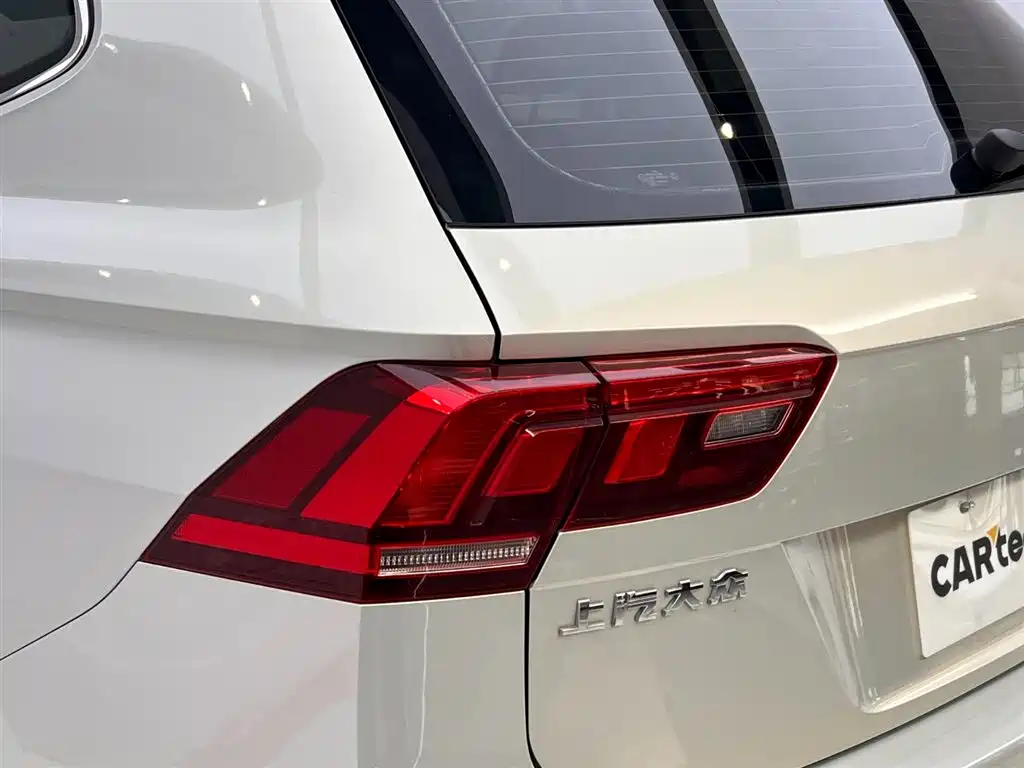 Volkswagen Tiguan L 2020 330TSI Auto 2WD Smart Luxury China VI фото 11