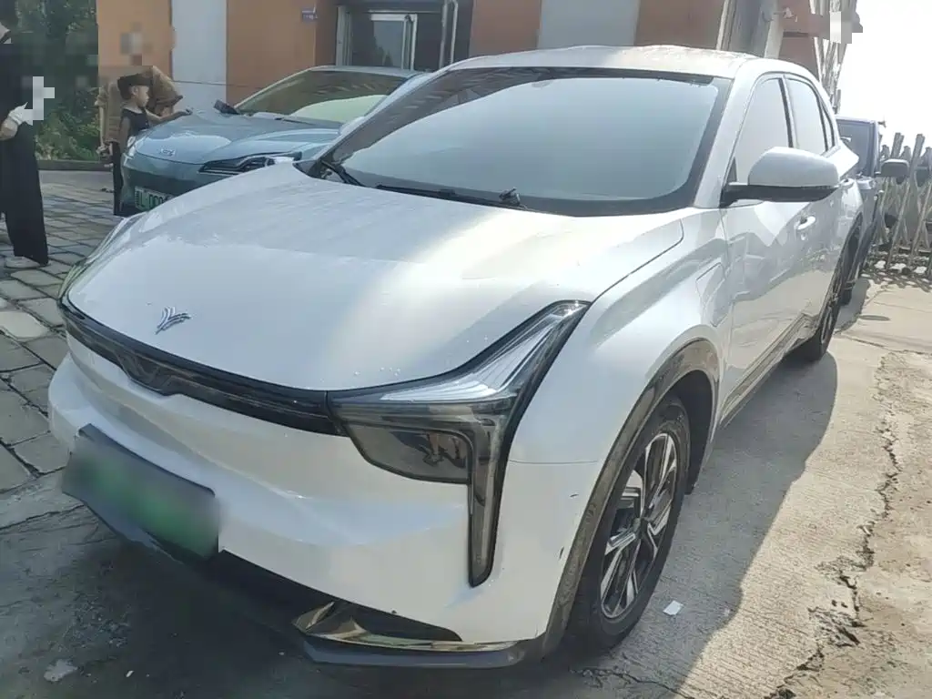 Фото 2 - Nezha Auto Neta U