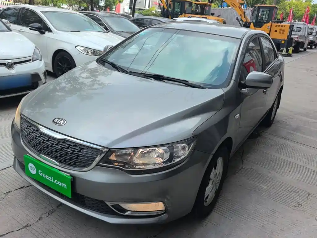 Kia Forte 2015 2014 1.6L MT GL