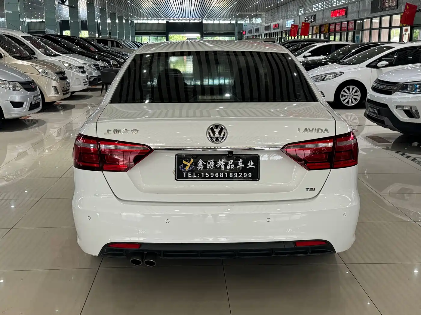 Фото 3 - Volkswagen Lavida