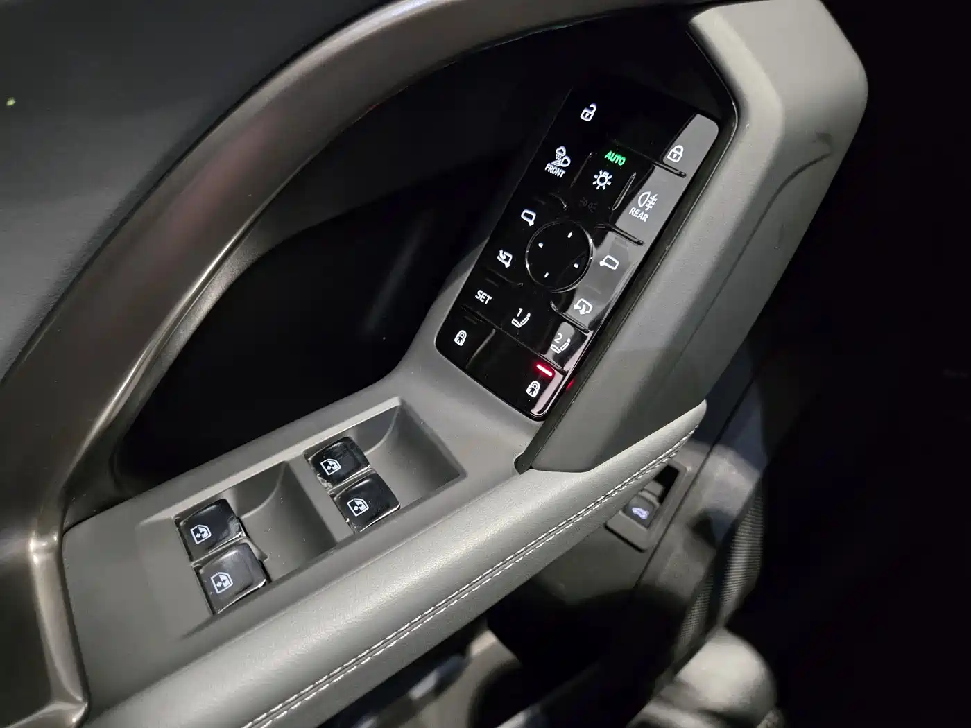 Audi Q5L 2026 Smart Hybrid Premium фото 14
