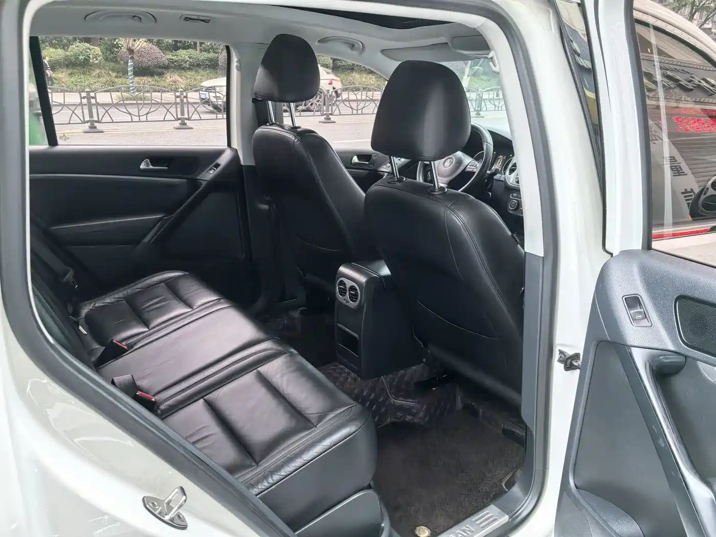 Volkswagen Tiguan 2013 1.8TSI Auto 2WD Comfort Edition фото 16