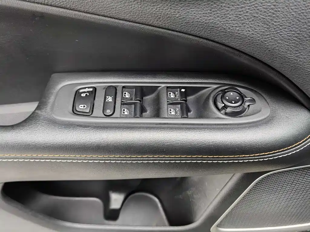 Фото 9 - Jeep Compass