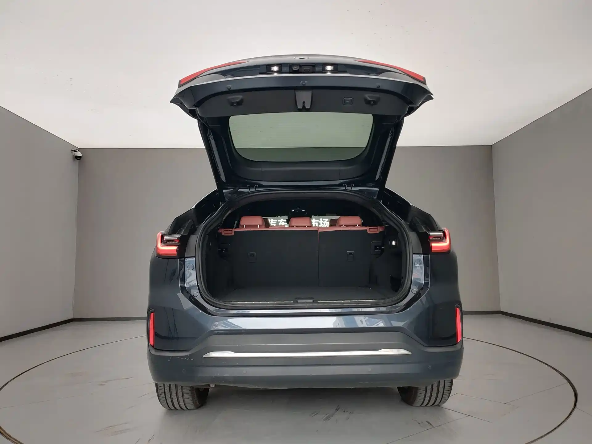 Фото 7 - NIO EC6