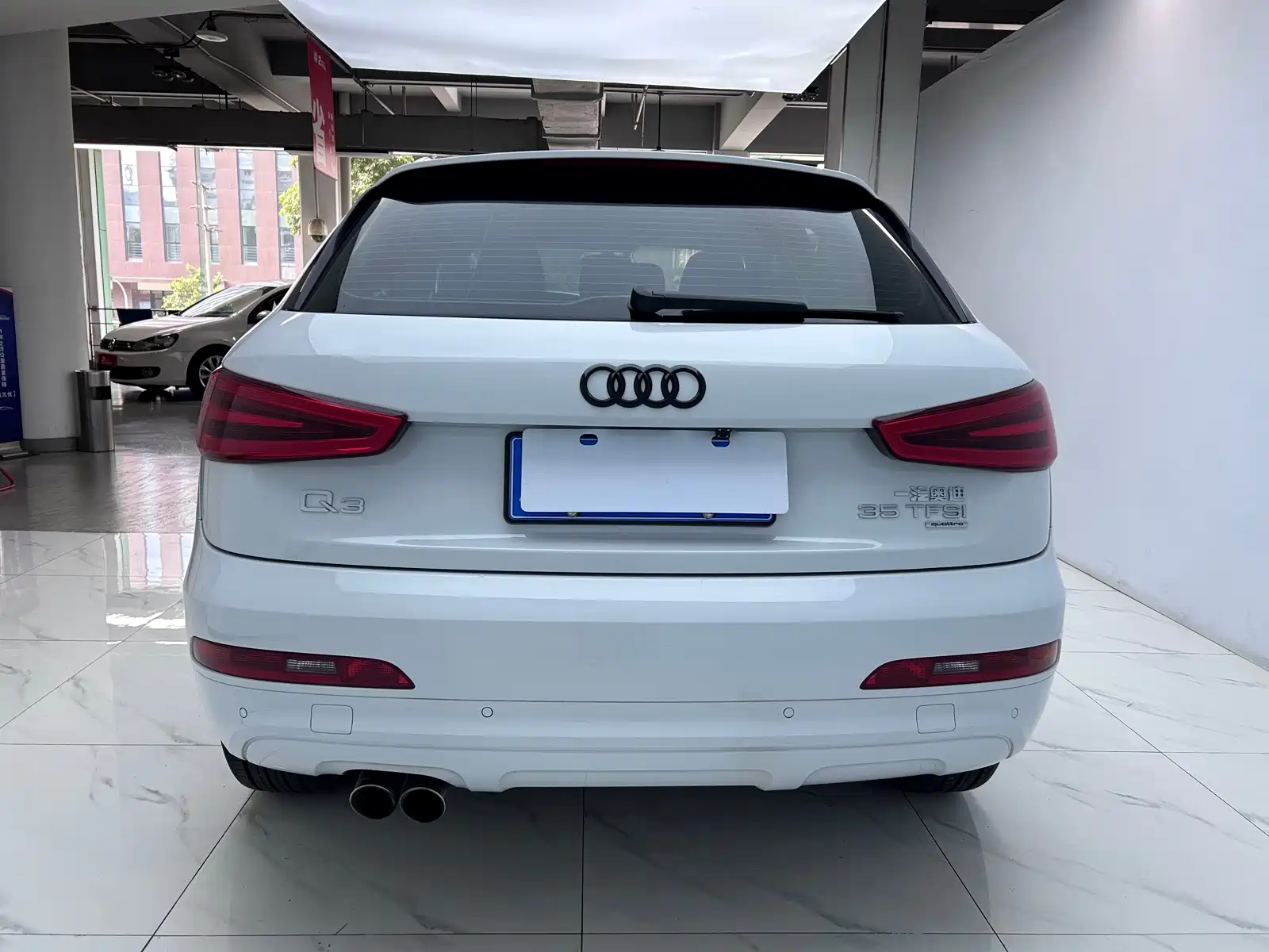 Фото 6 - Audi Q3