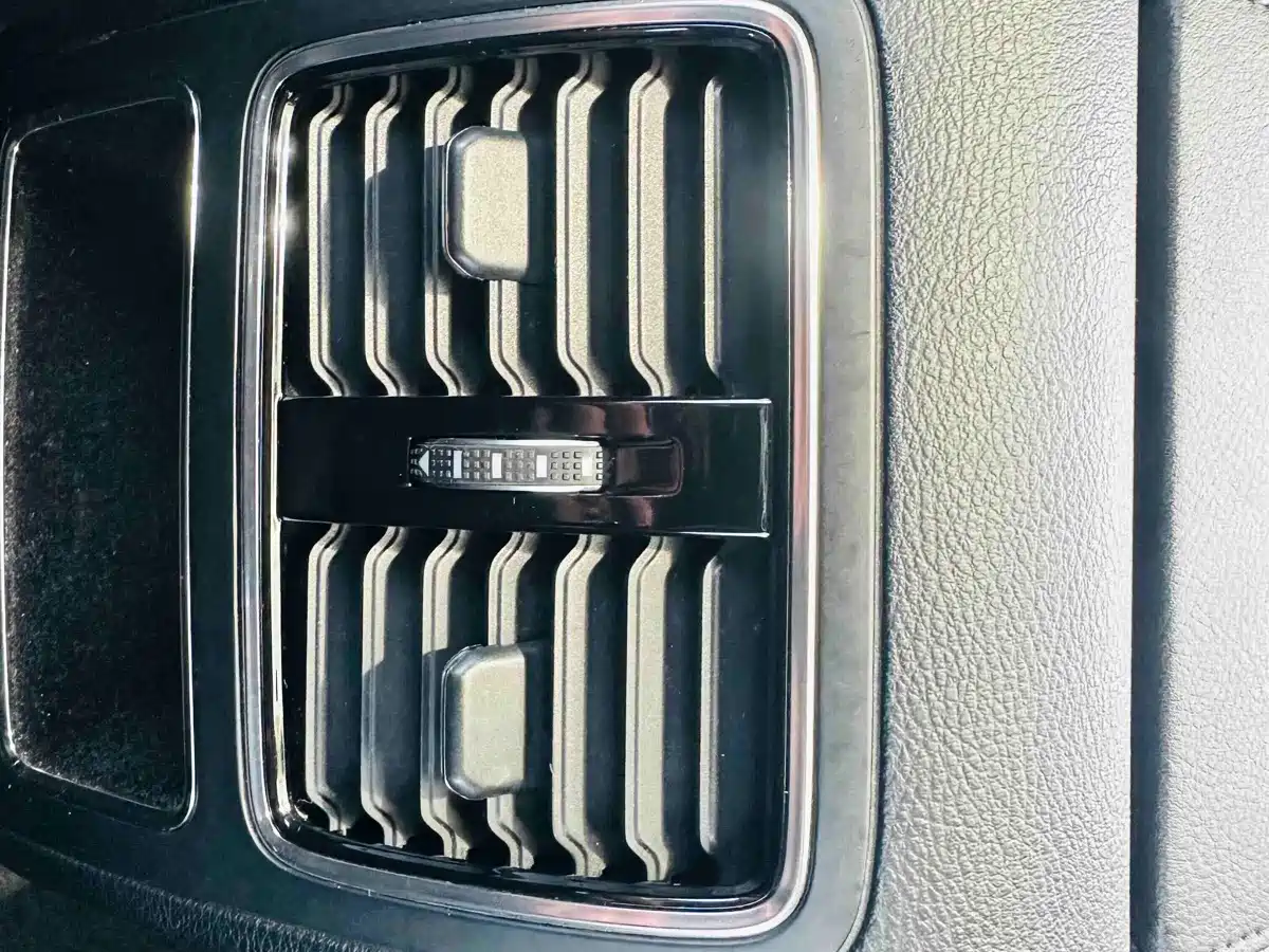 Фото 20 - Volkswagen Magotan