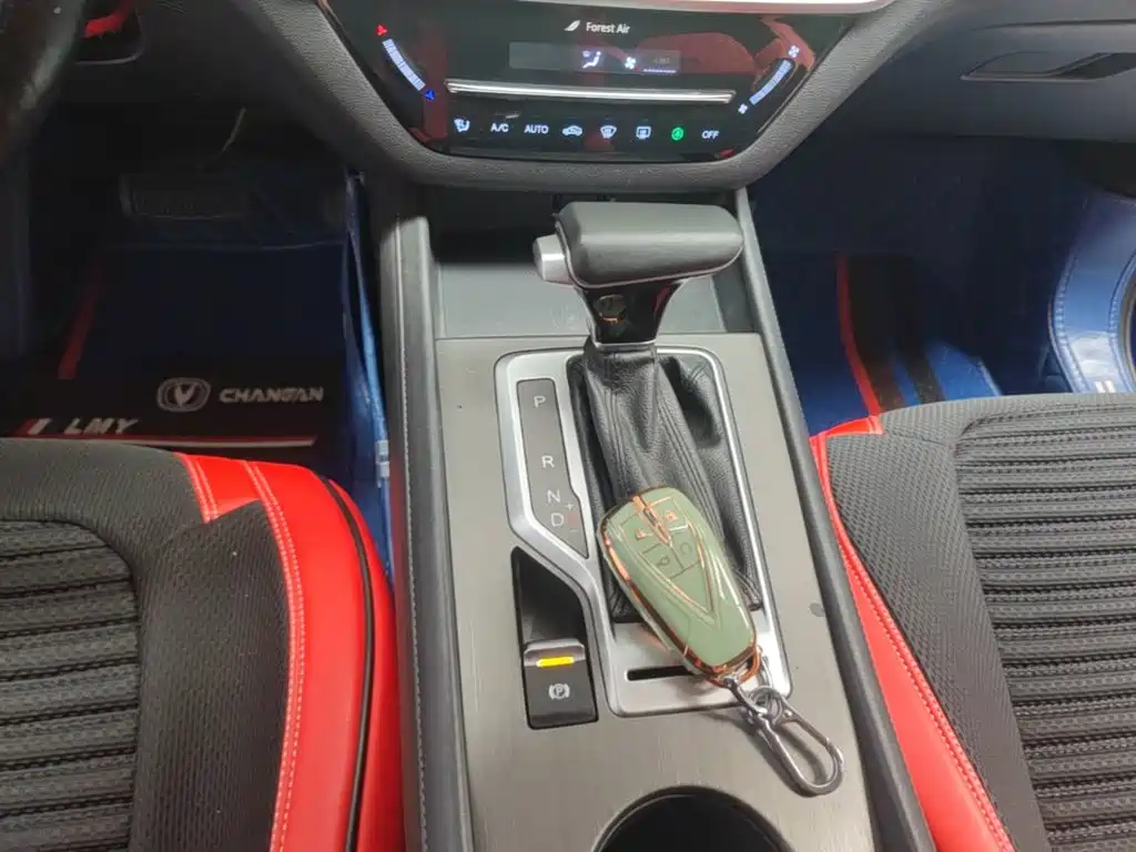 Changan CS35 PLUS 2019 2019 1.4T DCT Cool Connect Blue Whale Edition